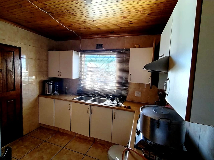 4 Bedroom Property for Sale in Mdantsane Nu 17 Eastern Cape